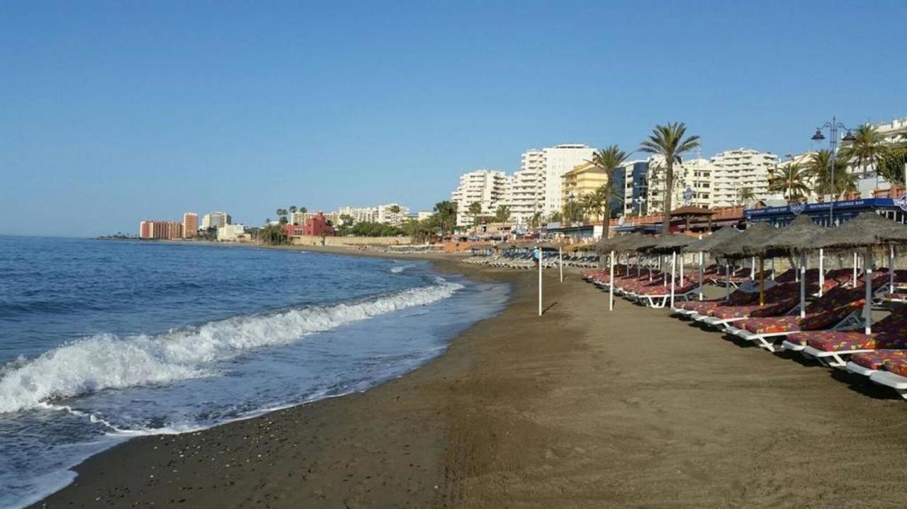 Vive Benal Beach 423, Primera Linea De Playa, Parque Acuatico Benalmádena Exteriér fotografie